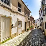 Whome Alfama Retreat Steps From Santa Luzia Viewpoint * Lisboa